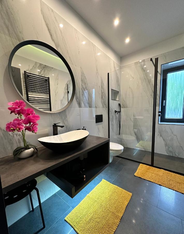 Luxury Apartments 케츨리 외부 사진